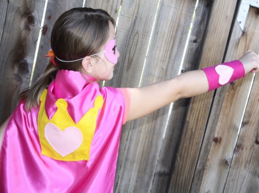 animation-anniversaire-enfant-super-heroine animation-anniversaire-enfant-super-heroine